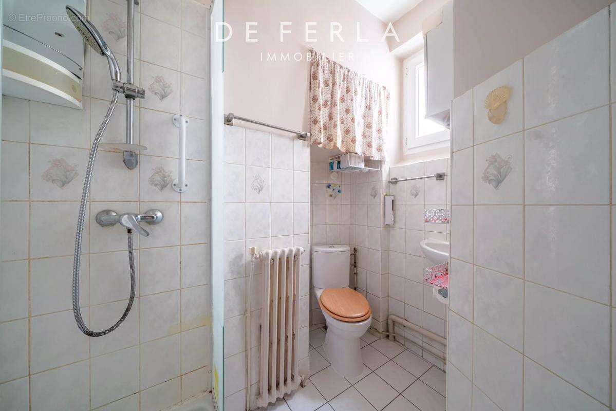 Appartement à PARIS-7E