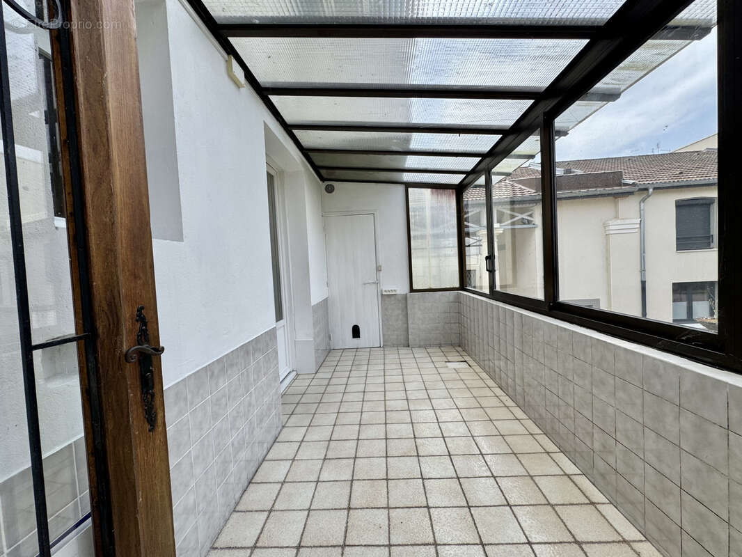 Appartement à RIVES