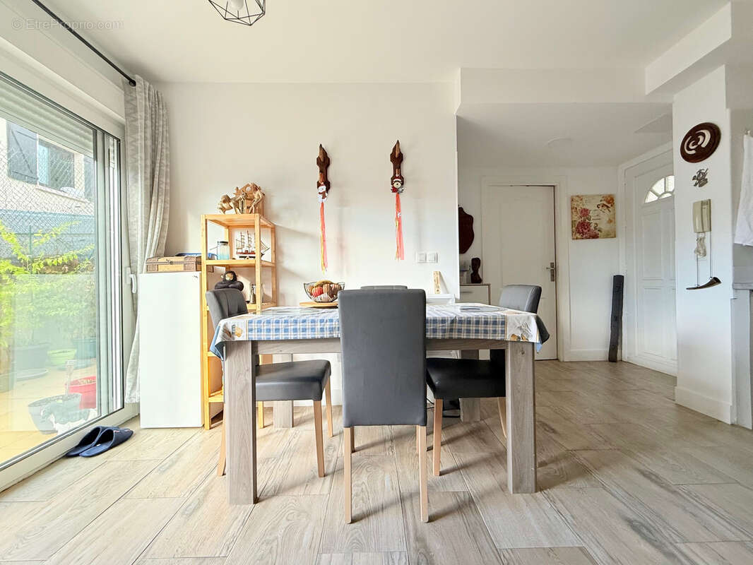 Appartement à URRUGNE