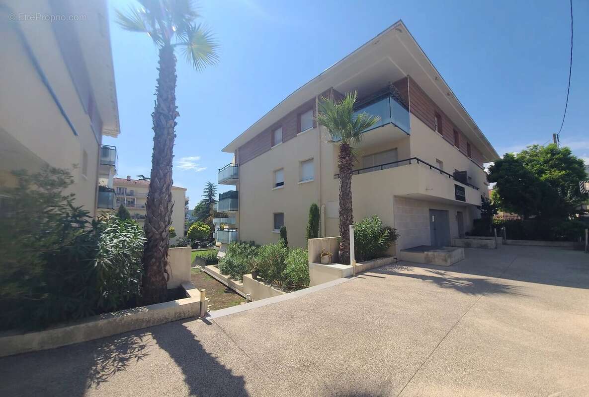 2P terrasse Parking sous-sol - photo 6