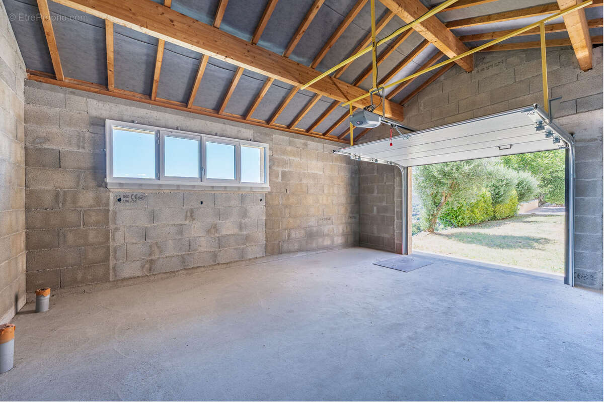 Maison à CHASSE-SUR-RHONE