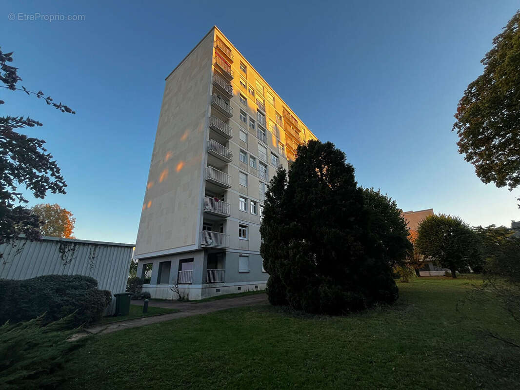 Appartement à OLIVET