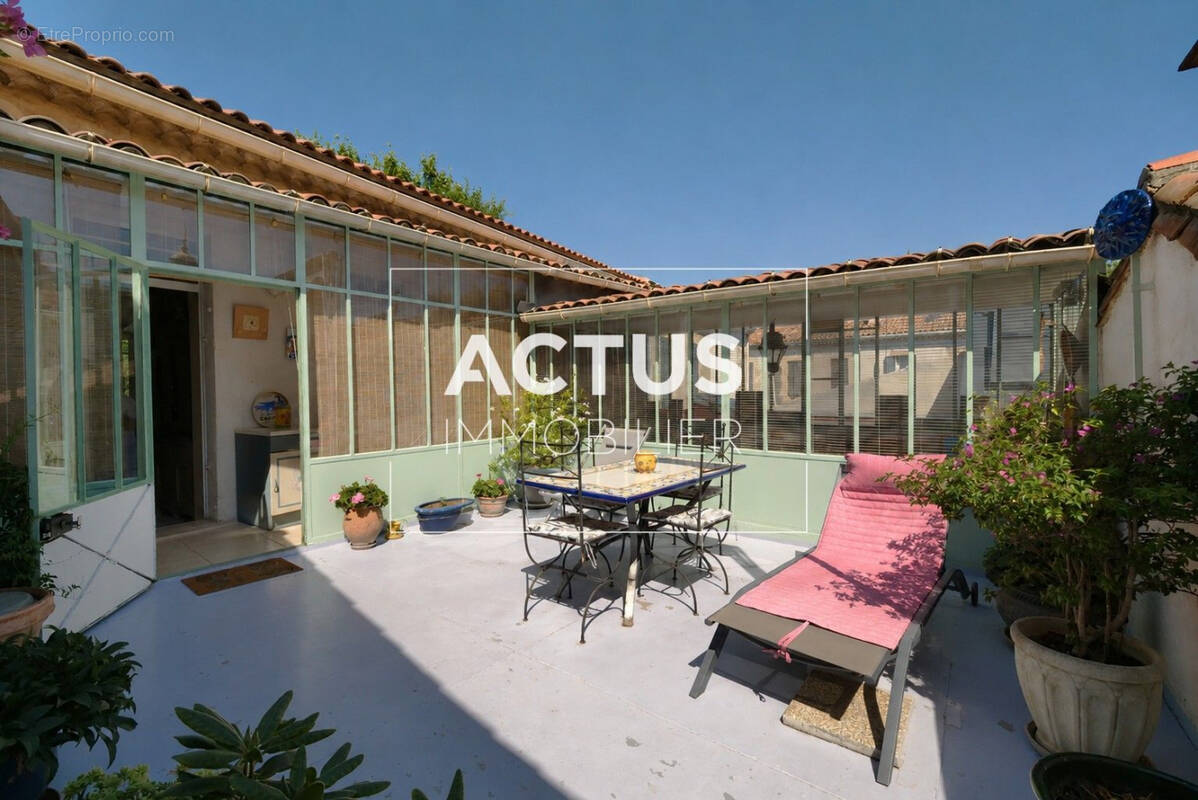 Appartement à SALON-DE-PROVENCE