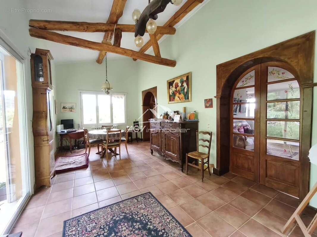 Maison à LES SALLES-DU-GARDON