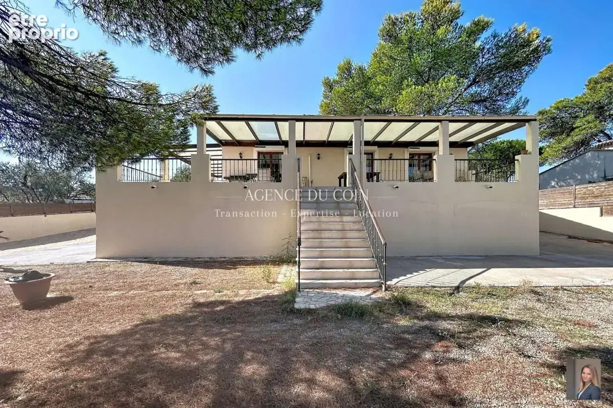 Maison à LE MUY