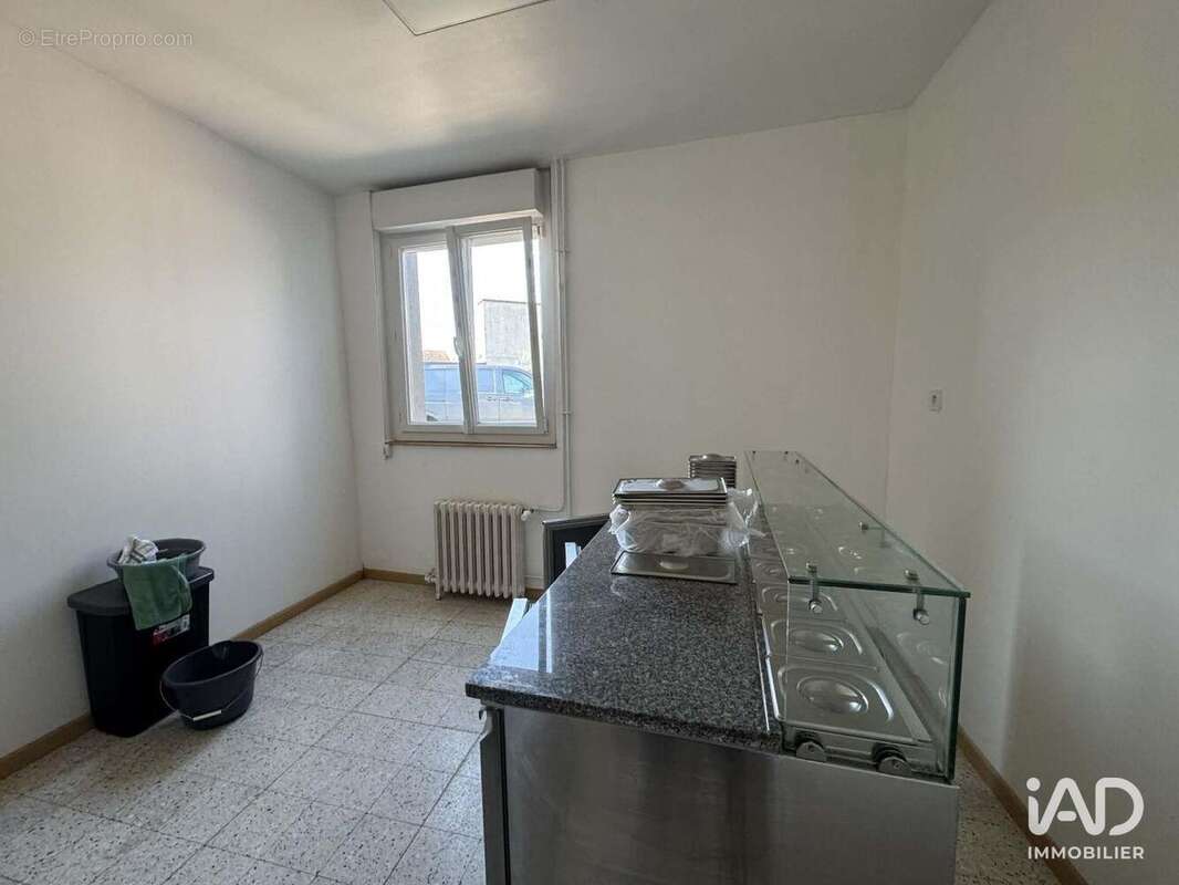 Photo 8 - Commerce à MARLES-LES-MINES