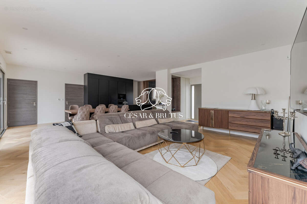Maison 143 m² à Charly  - photo 4
