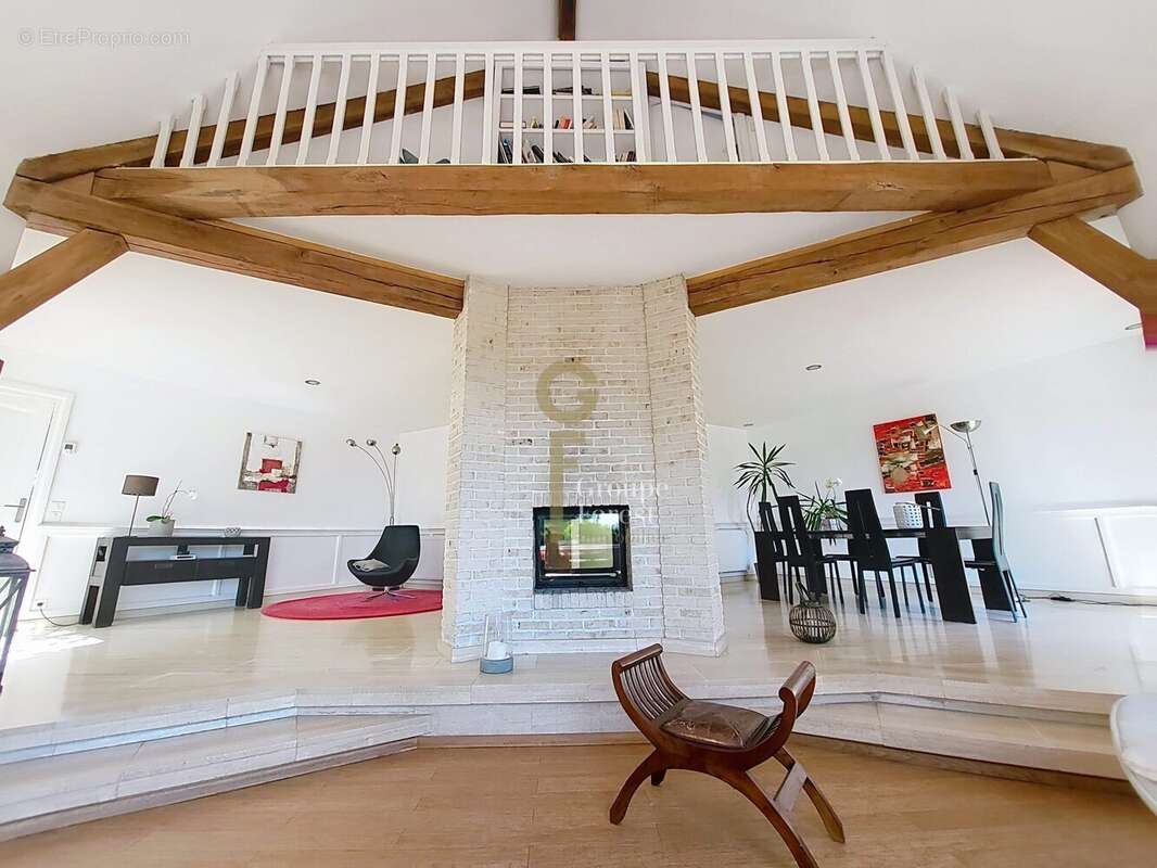 Maison 205 m² à Wervicq-Sud  - photo 2