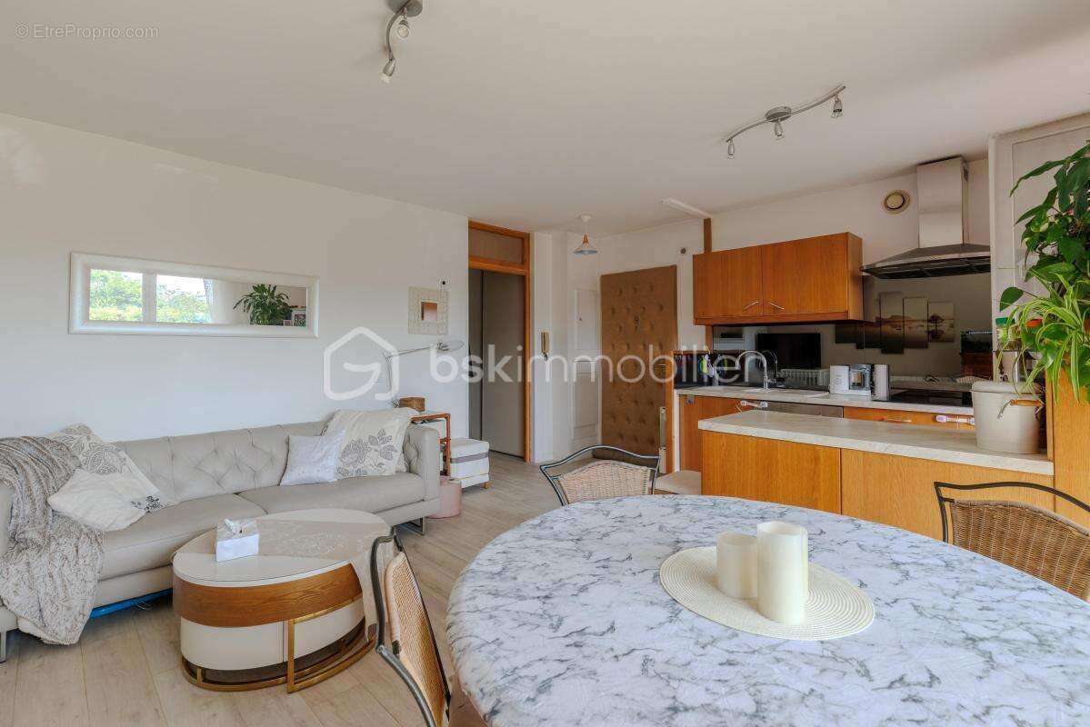 Charmant T3 de 58 m² + 2 terrasses arborées situé en bord de Saône, au sein d'une résidence boisée - photo 8