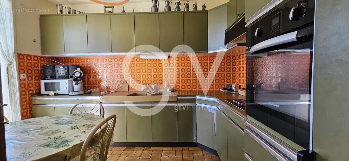 Maison à LAFEUILLADE-EN-VEZIE