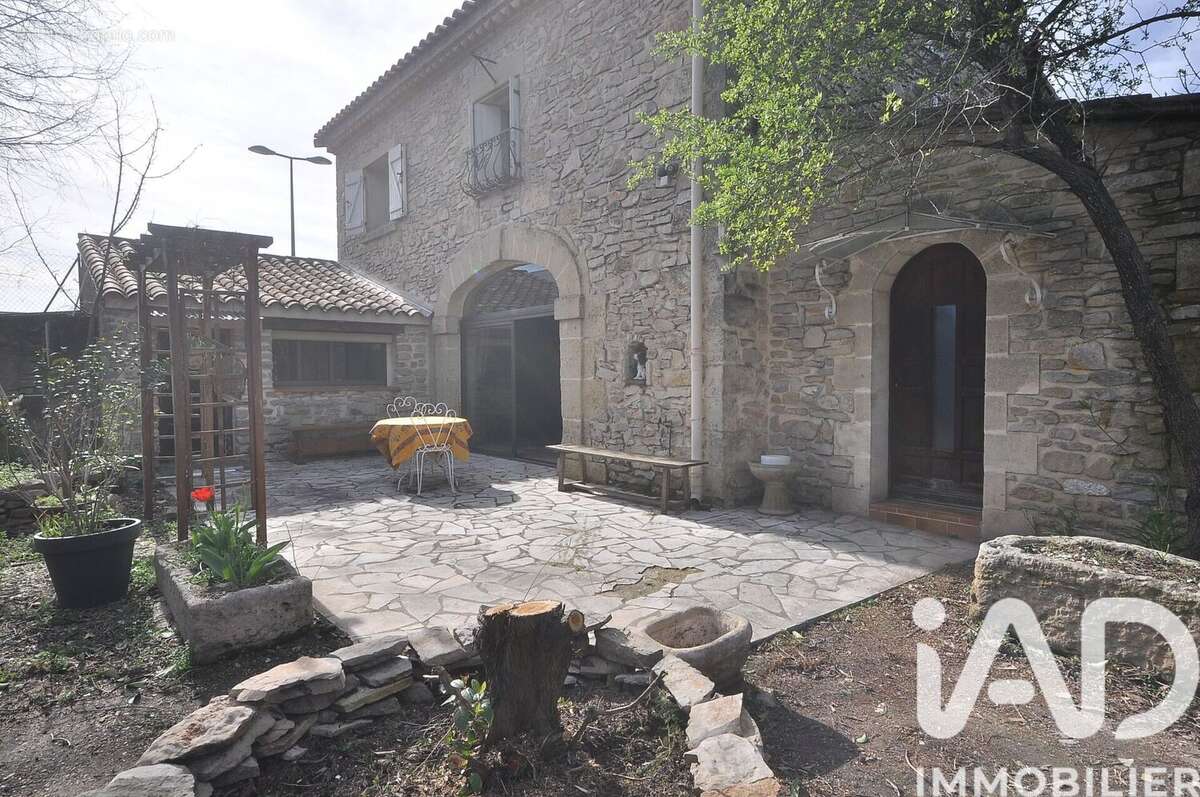 Photo 2 - Maison à VILLETELLE