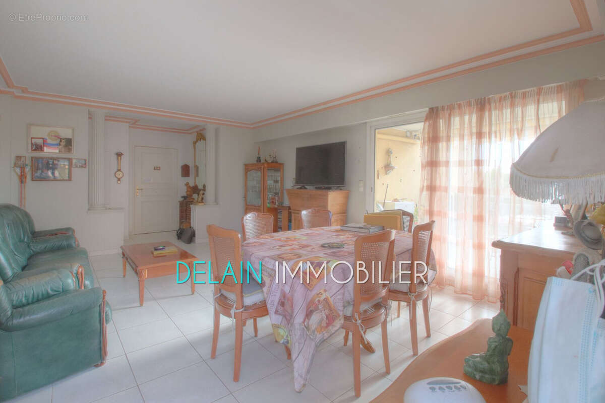 Appartement à CAGNES-SUR-MER