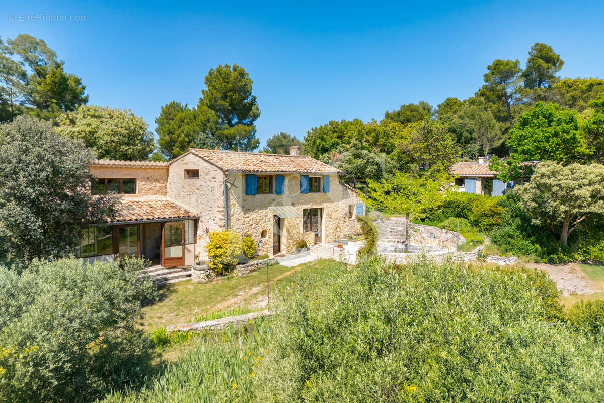 Maison à LE BARROUX