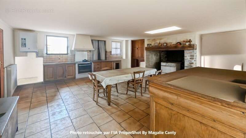 Maison à SAINT-MESMIN