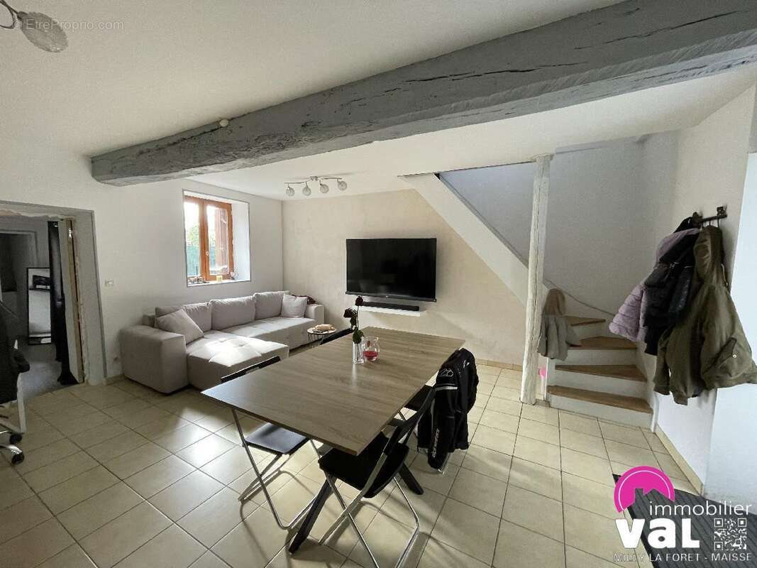 Maison 64 m² à Maisse  - photo 2