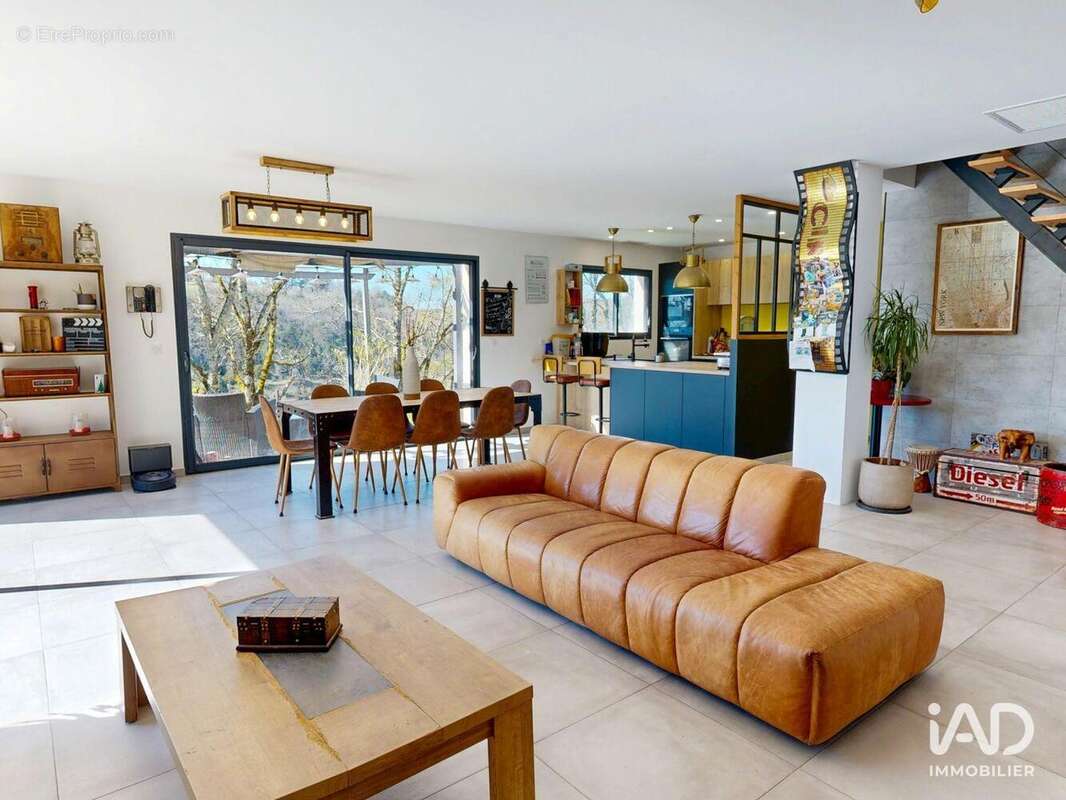 Photo 2 - Maison à LE BUGUE