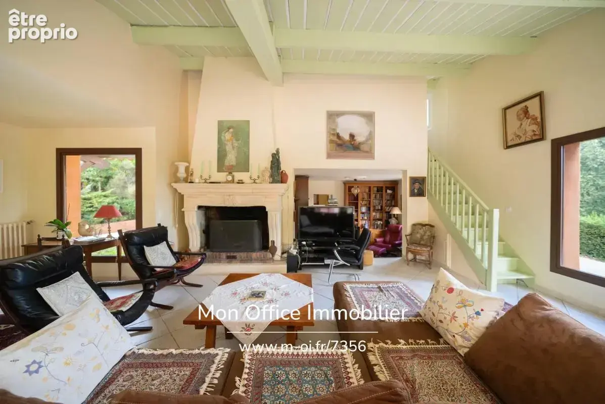 Référence : 7356-MAC - Maison 7 pièces avec piscine, dépendance et garage - photo 3
