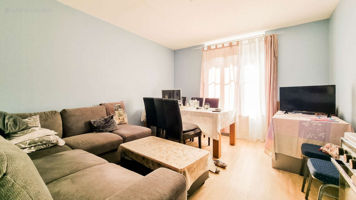 Appartement à CHARLEVILLE-MEZIERES