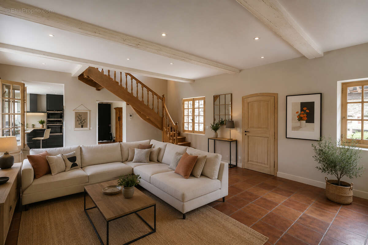 Maison à LE ROURET