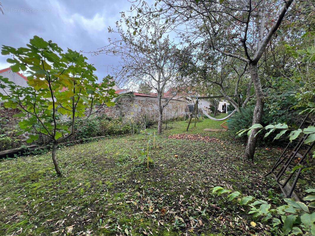 Maison à FERRIERES-EN-BRIE