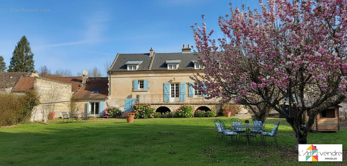 Maison à PIERREFONDS