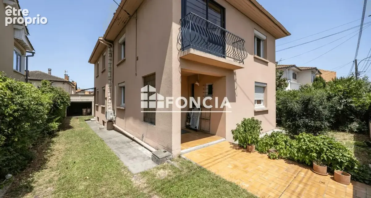 Toulouse Roseraie — Rare duplex T5 de 140 m² avec trois chambres, garages et caves - photo 10