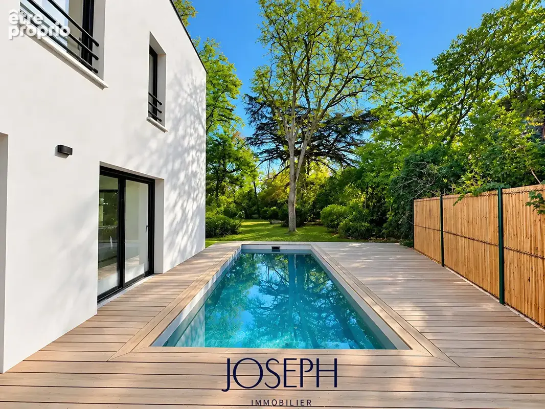 Tournefeuille / lardenne, contemporaine de 215 m² avec jardin, piscine et garage. - photo 2
