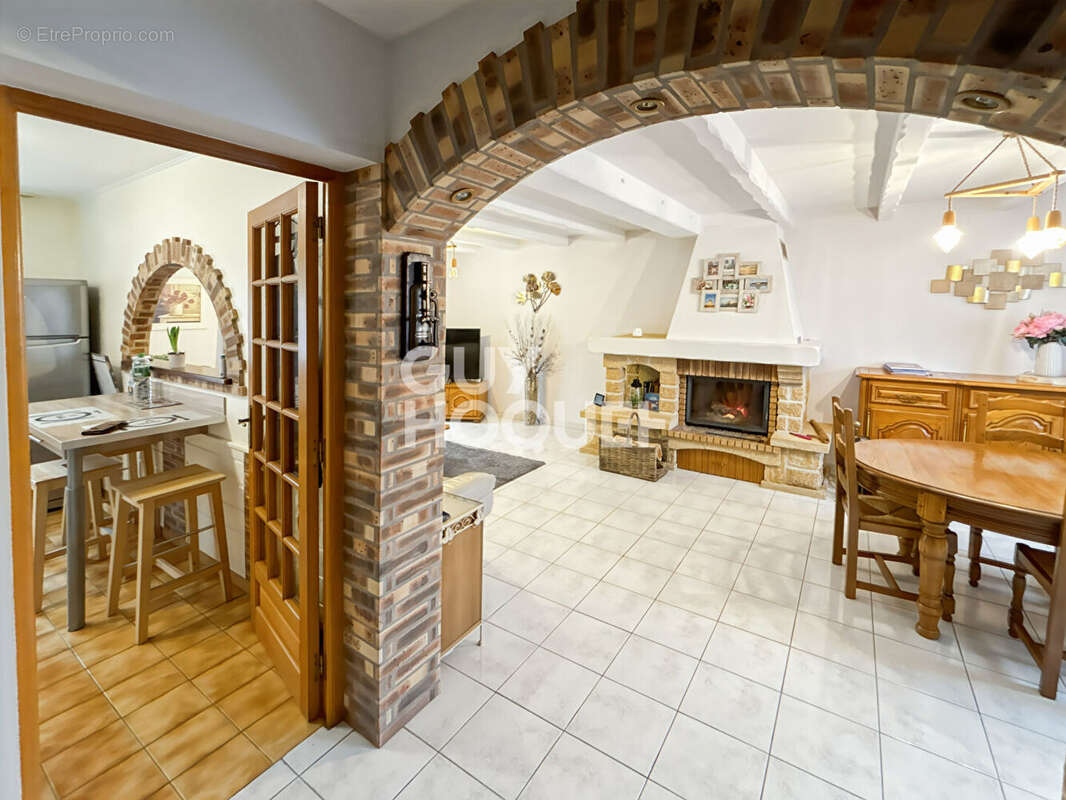 Maison à LA HOUSSAYE-EN-BRIE