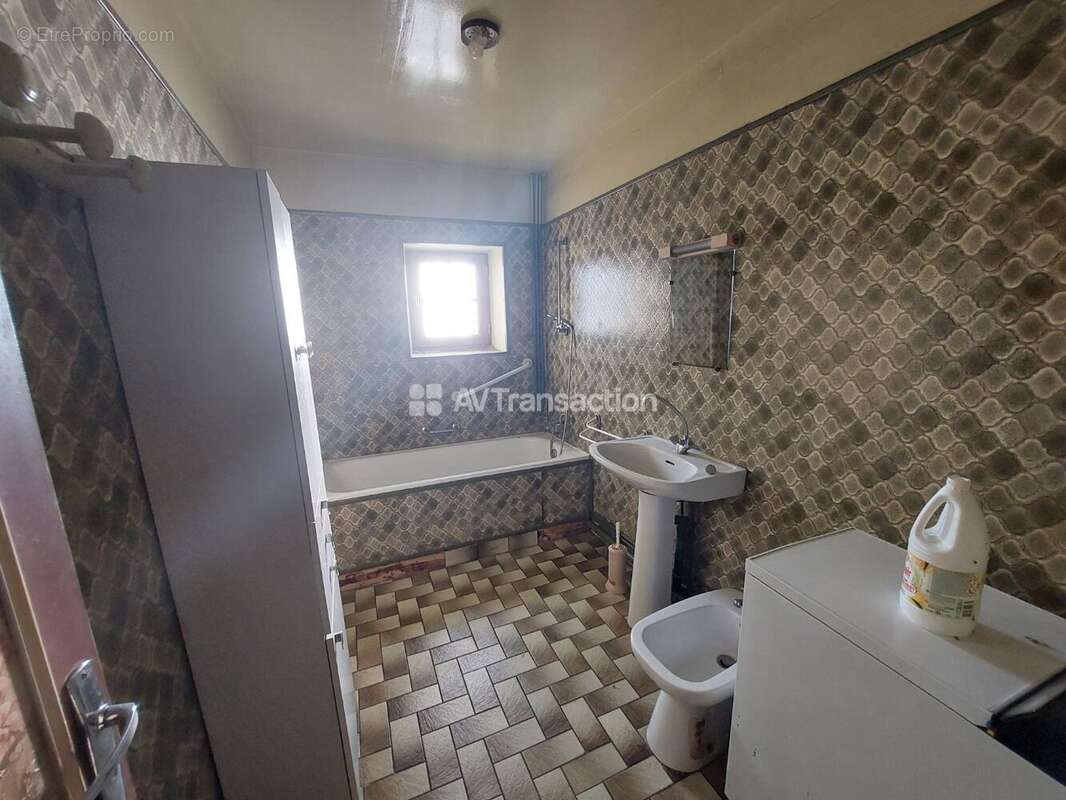 Maison à SOULGE-SUR-OUETTE