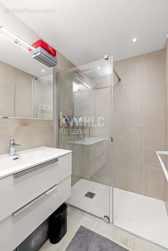 Appartement 85 m² à Le Cannet  - photo 9