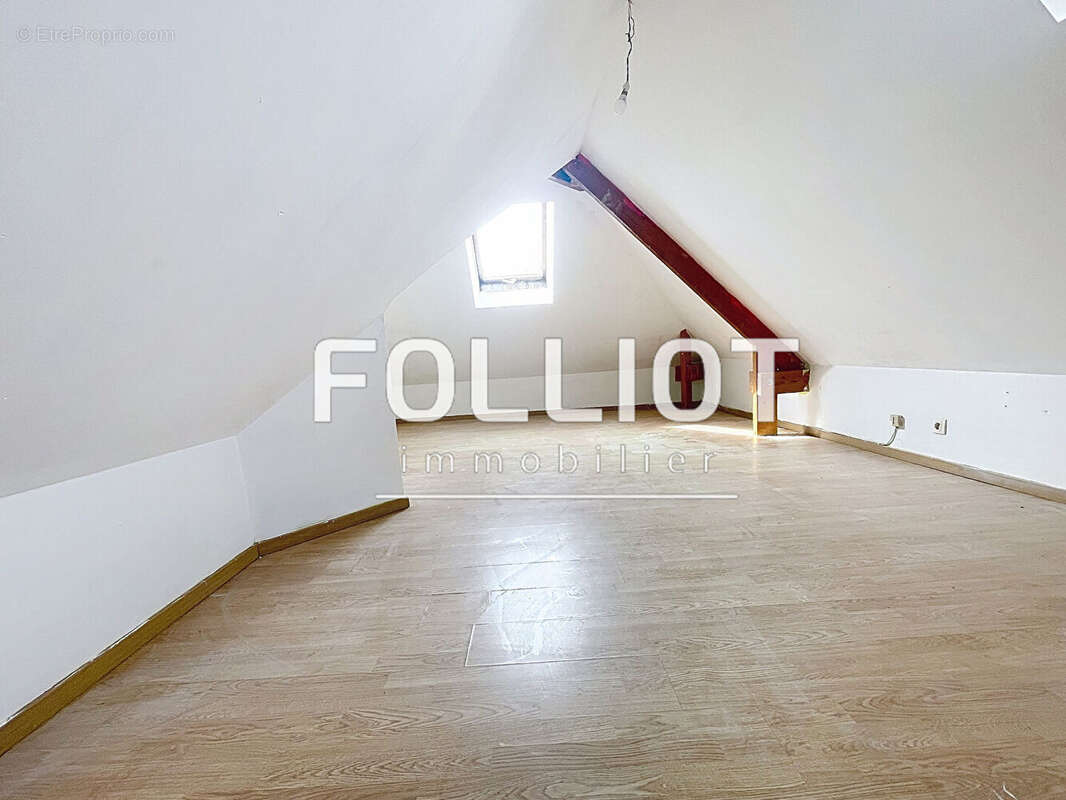 Maison à SAINT-SAMSON-DE-BONFOSSE