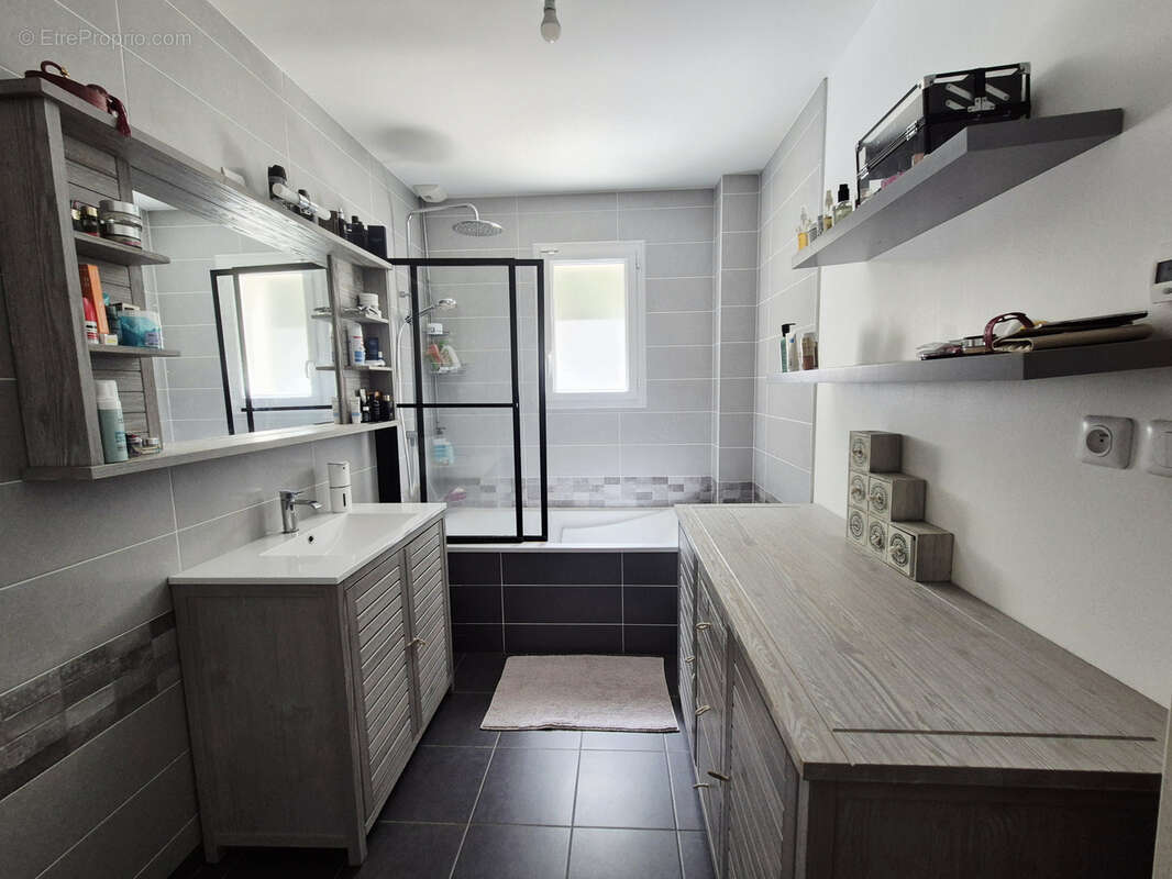 Maison de plain-pied 96 m2   3 chambres   Garage - photo 8