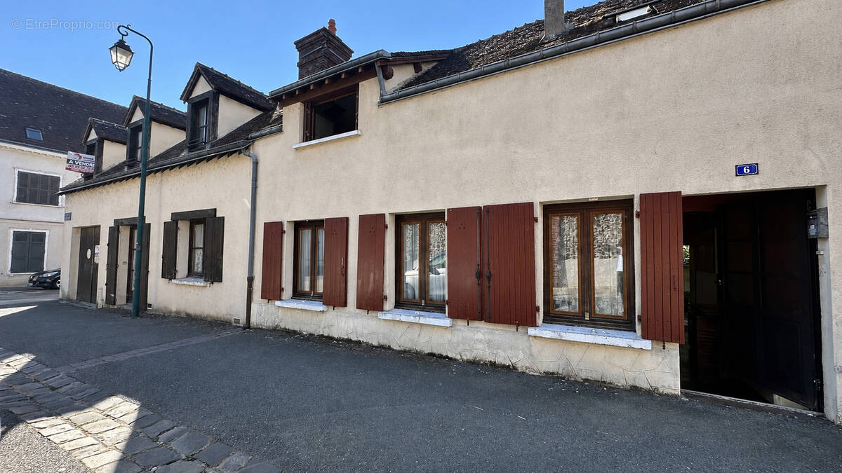 Maison à COURVILLE-SUR-EURE