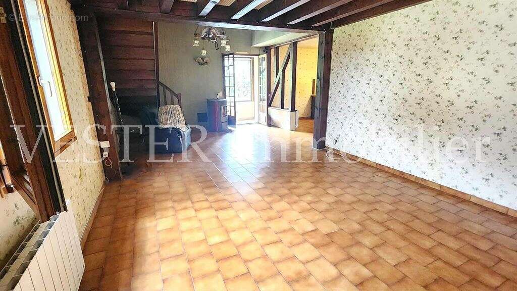 Maison à SAINT-LAURENT-DES-HOMMES