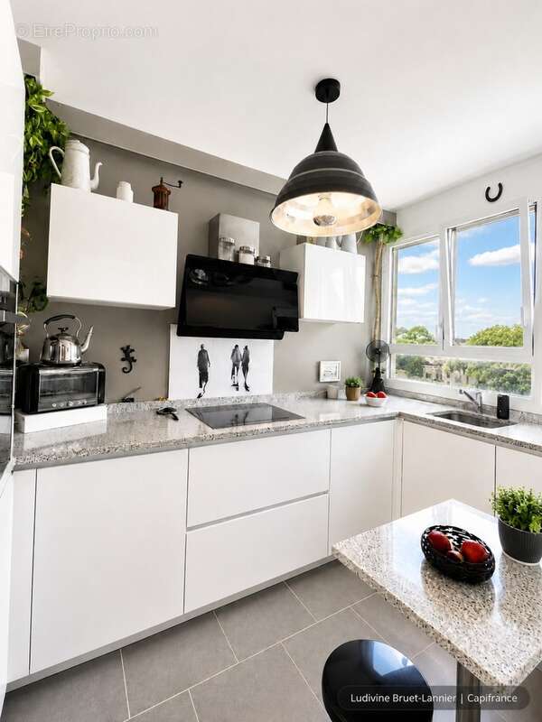 ANTONY – Fontaine Michalon  2/3 pièces 56,5 m² entièrement rénové – DPE D – Balcon 10 m² – Parking – Cave – RER B à 5 min - photo 6