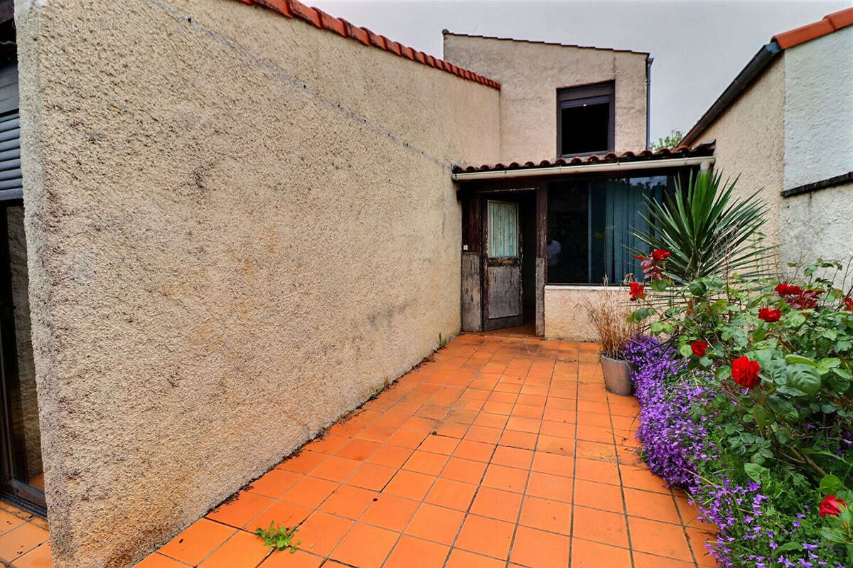 Maison à VILLEFRANCHE-DE-ROUERGUE
