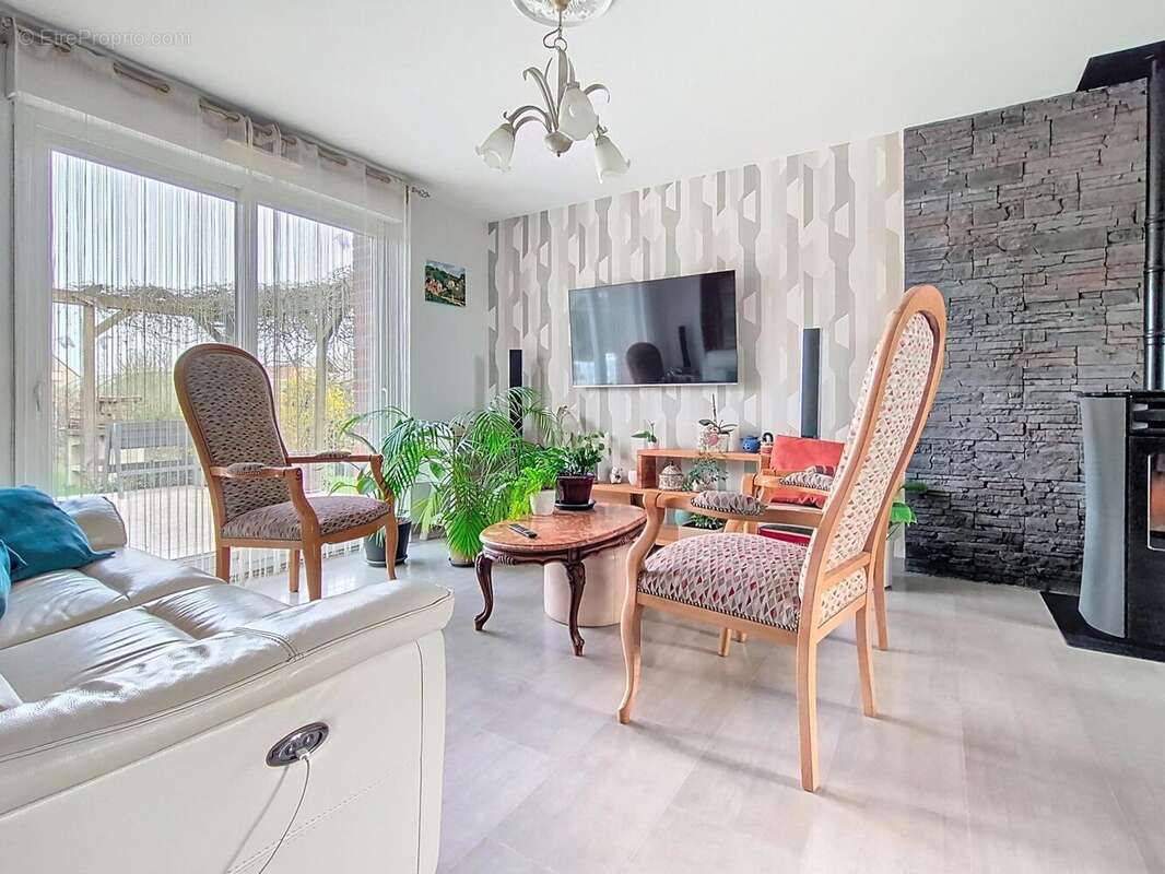 Photo 2 - Maison à MONT-BERNANCHON