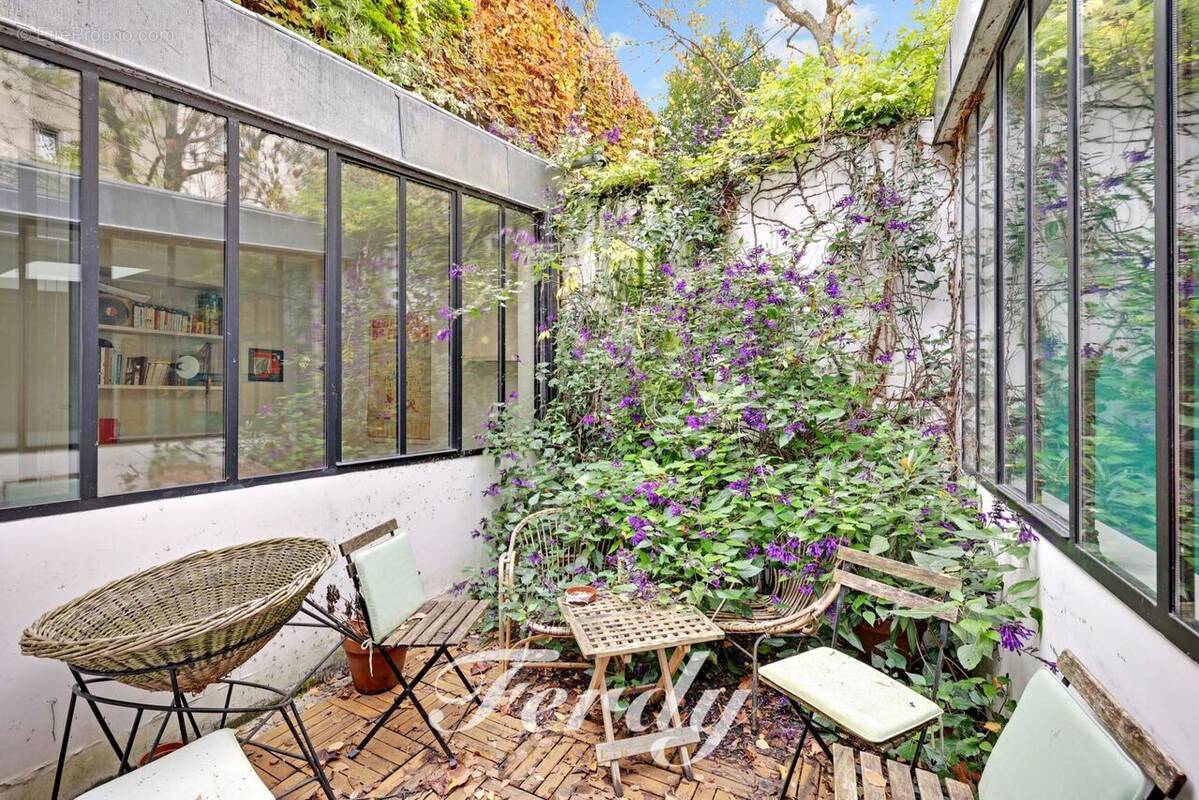 Maison à PARIS-15E