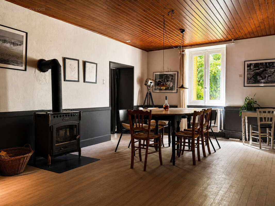 Maison à CHARENSAT