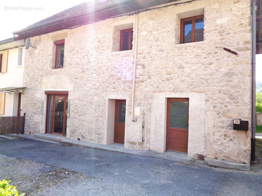 Maison à SAINT-JOSEPH-DE-RIVIERE