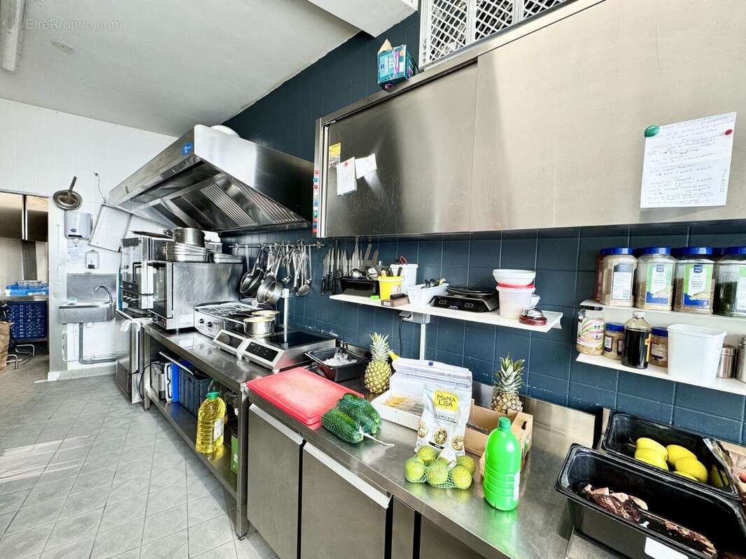 Commerce à COURNON-D&#039;AUVERGNE