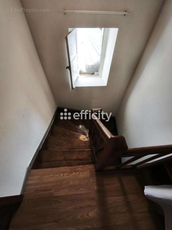 Maison 186 m² à Collinee  - photo 19