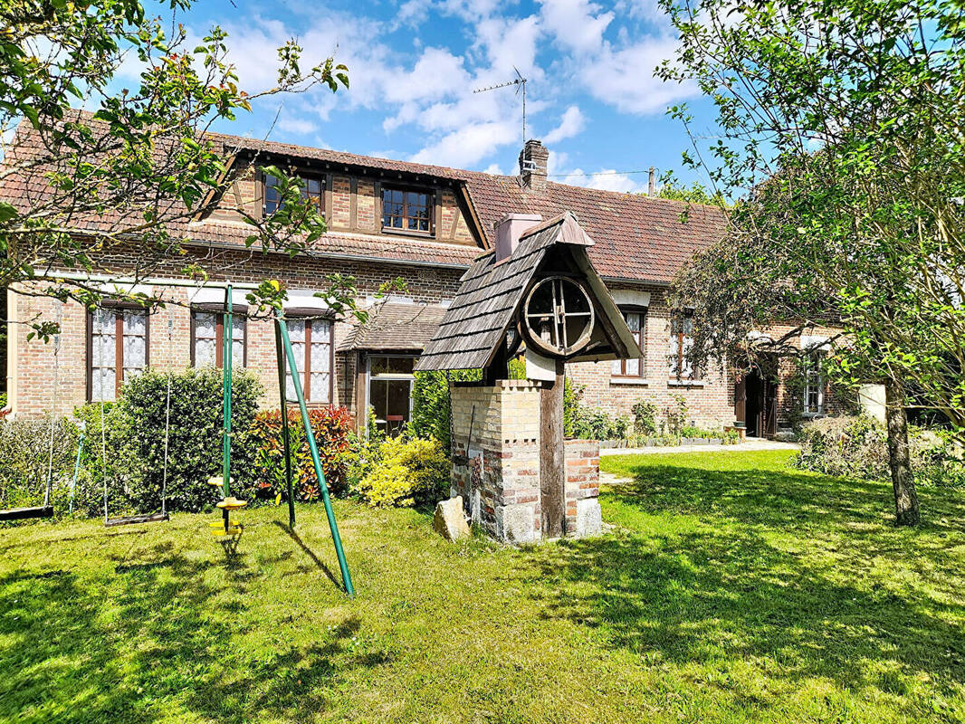Maison à LA HAYE-MALHERBE