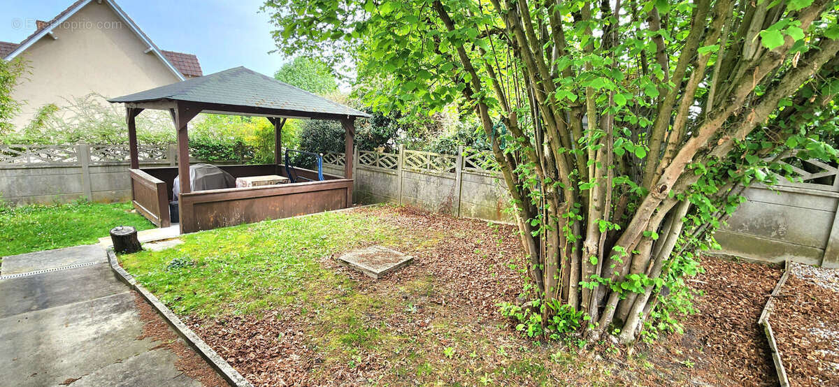 Maison à SAINT-GRATIEN