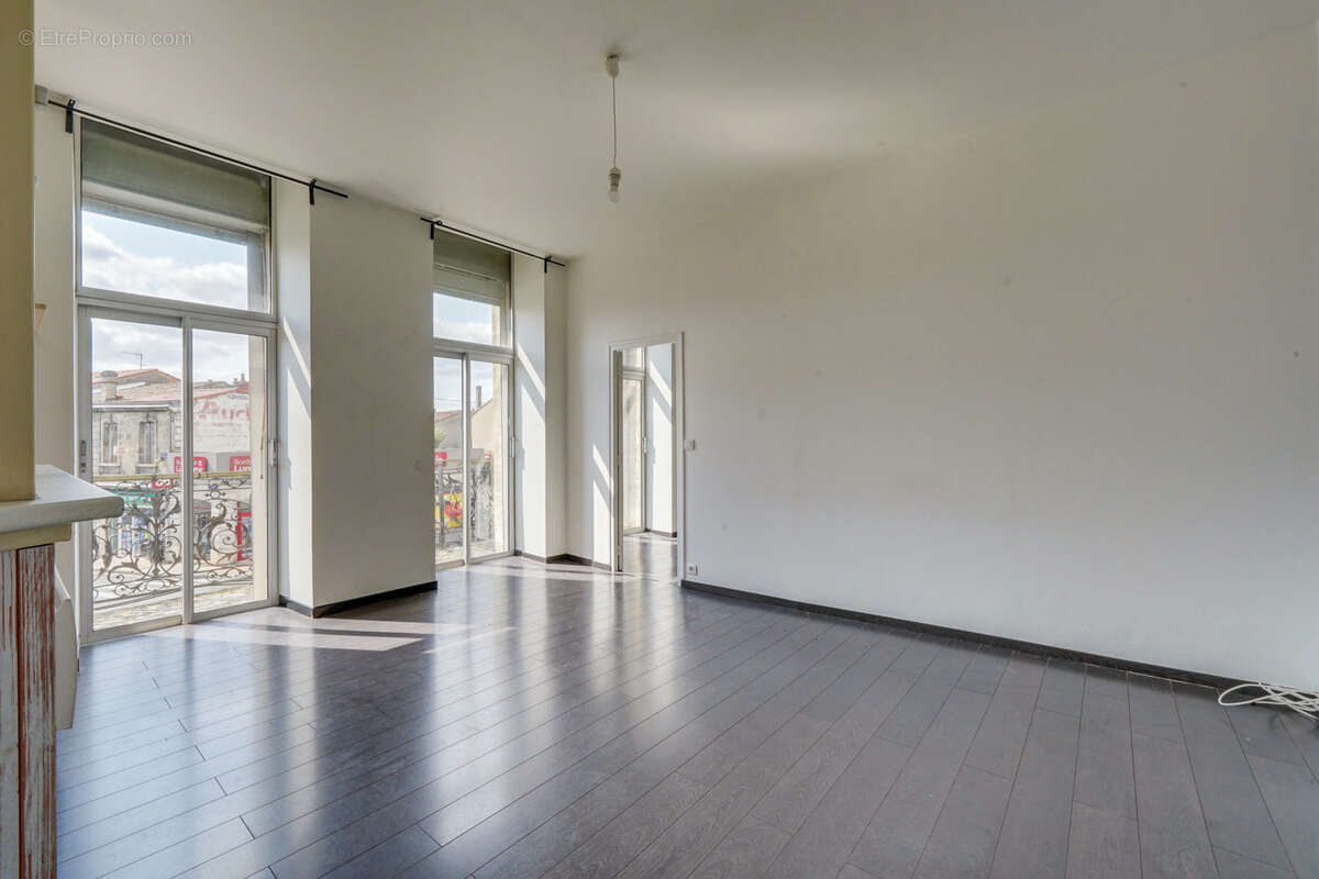 Appartement à BORDEAUX
