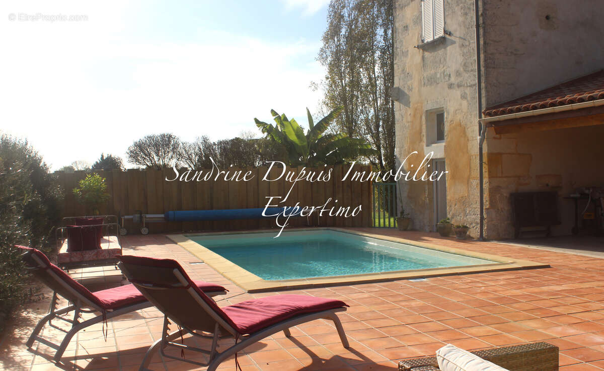 Maison à CHERMIGNAC