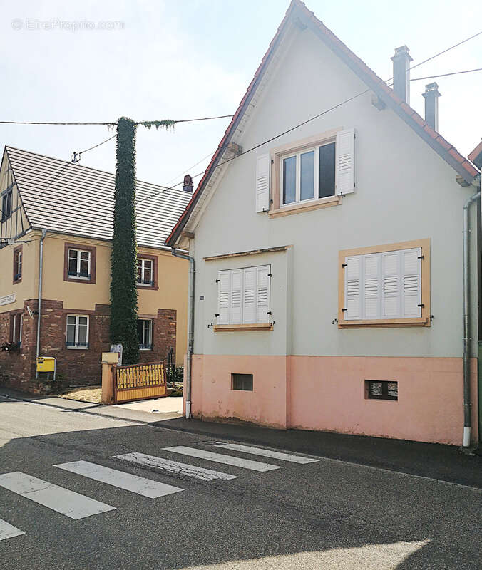 NOUVEAUTÉ À LAUBACH   Charmante maison avec magnifique grange sur 8,12 ares ! - photo 2