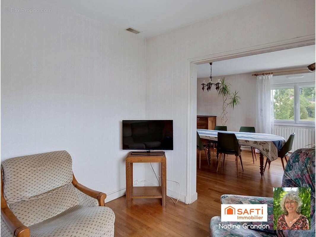 Maison 121 m² à Chalais  - photo 5