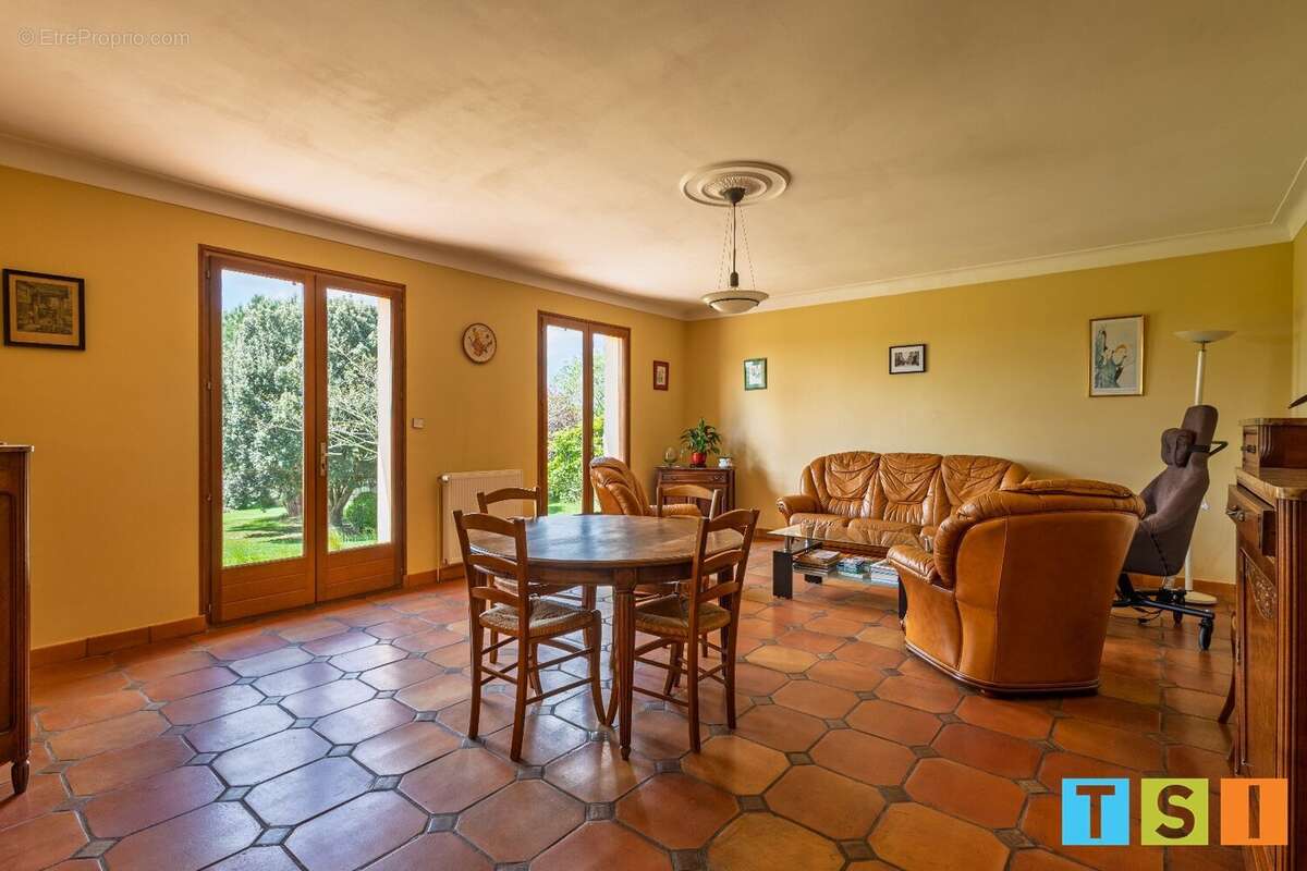 Maison à LE FOUSSERET