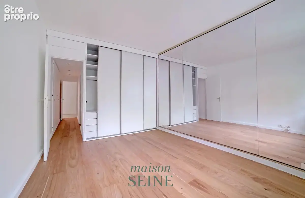 Neuilly sur Seine - Appartement 4 pièces avec 25 m² de balcon sur jardin - photo 9